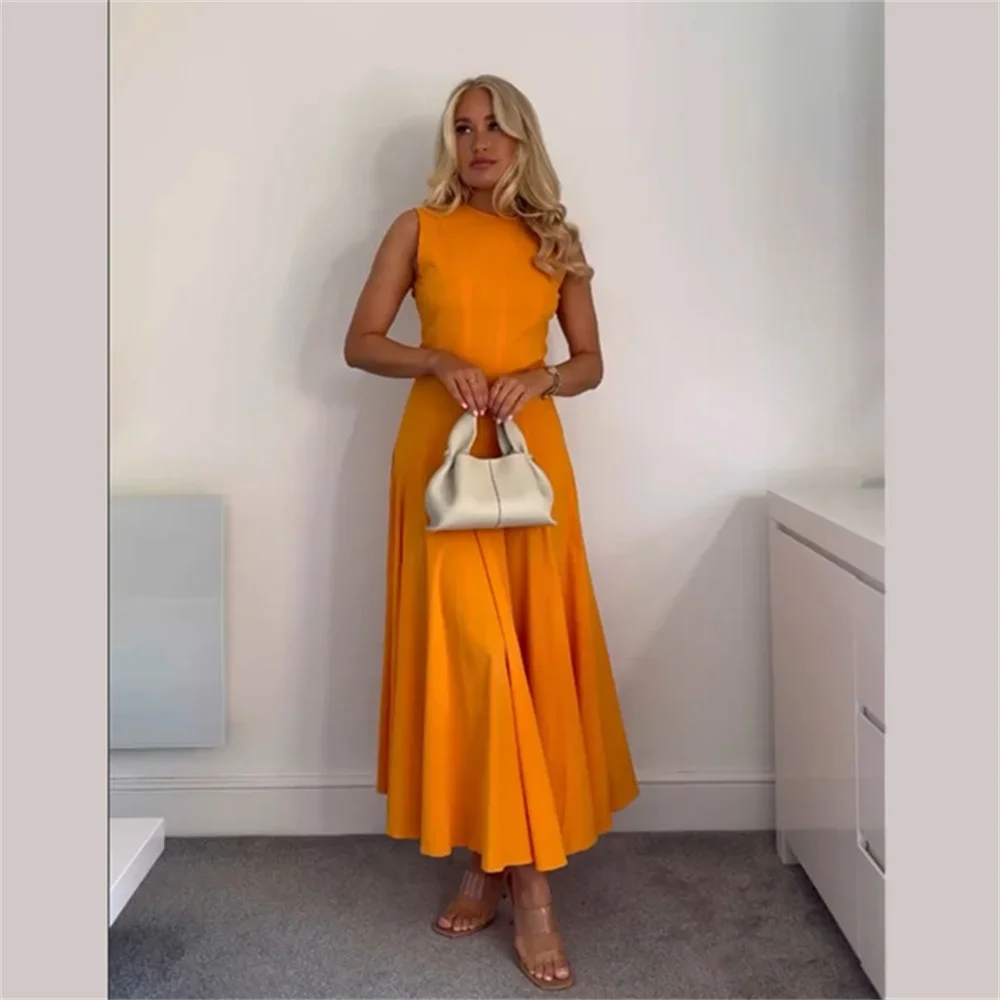 

2024 Summer Fashion Women Dress Female temperament slim fit waist versatile wide swing round neck sleeveless midi dress