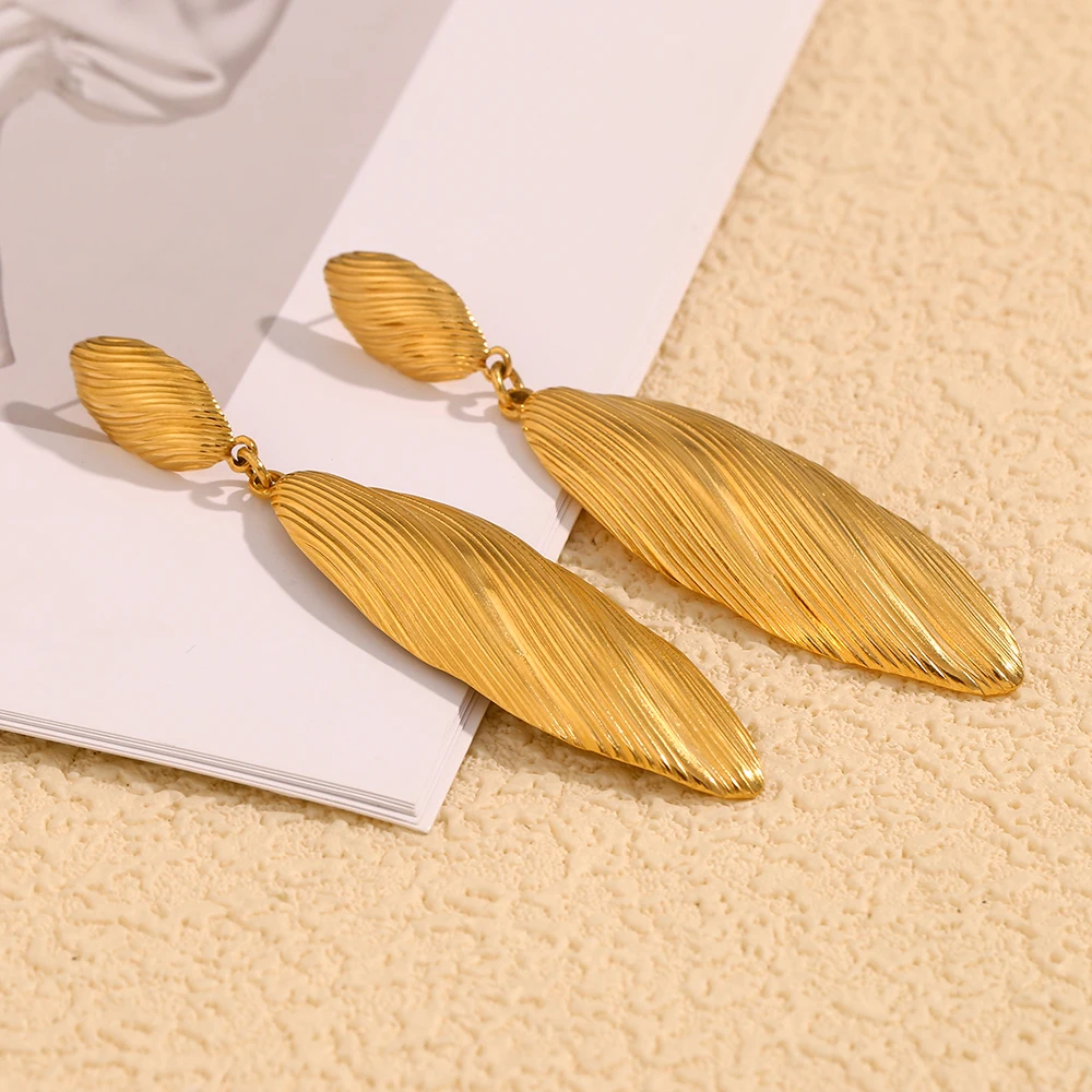 E.B.belle Vintage Feather Texture Earrings Hypoallergenic Stainless Steel 18K Gold Plated Fashion Women Jewelry Party