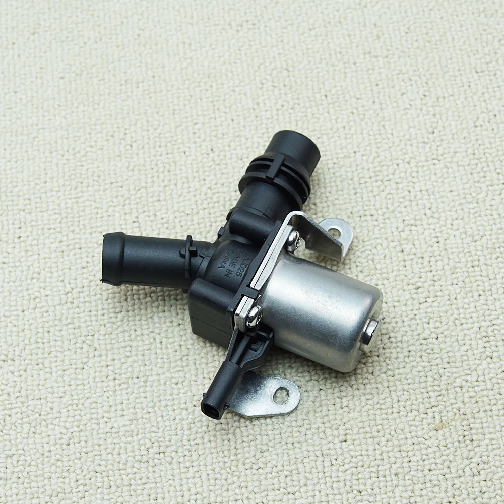 

32222660 Engine Radiator Connection Valve, Warm Water Valve For Volvo S60 S90 S90L V60 V90 XC60 XC90 2020-2025 Car Accessories