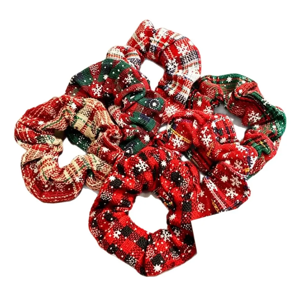 1Pc Snowflake Stripe Korean Christmas Scrunchies, Fabric Ponytail Ties for Women, No Damage Holiday Bun Styling Hair Rope