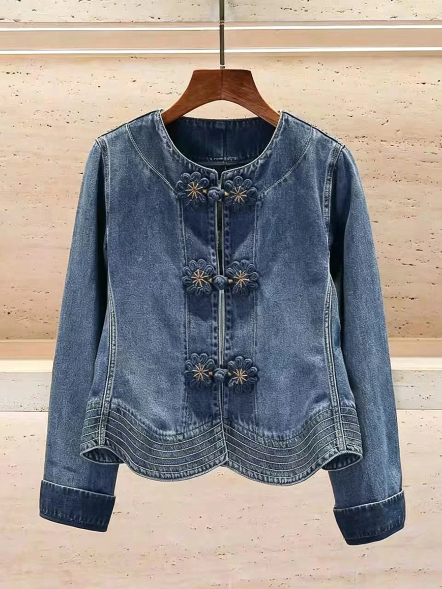 

High-End American Retro Floral Denim Open Cardigan Jacket for Women Summer 2026 Short Outerwear Vintage Style Button Detail