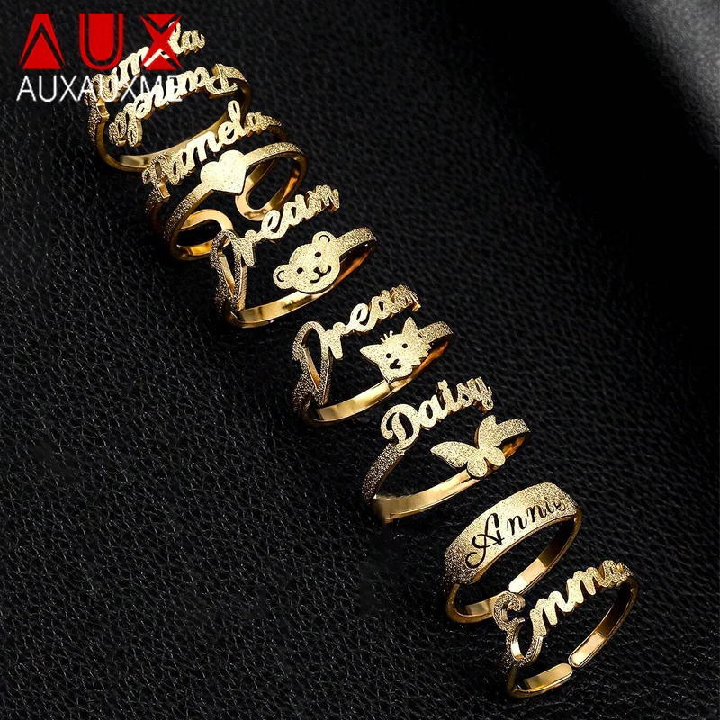 

Auxauxme на заказ кольцо с матовыми именами для женщин из нержавеющей стали с персонализированными буквами и логотипом, регулируемое открытое кольцо, вечерние ювелирные изделия, подарки