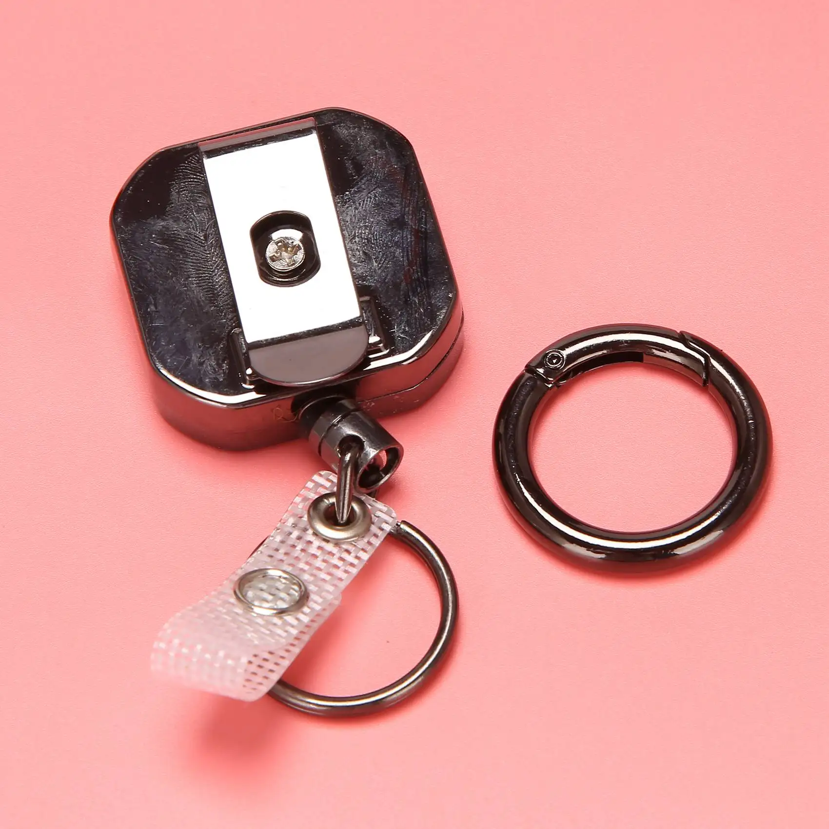 Квадратные выдвижные держатели для бейджей, катушка с пластиковыми держателями для удостоверений личности, держатели для бейджей для офисных работников