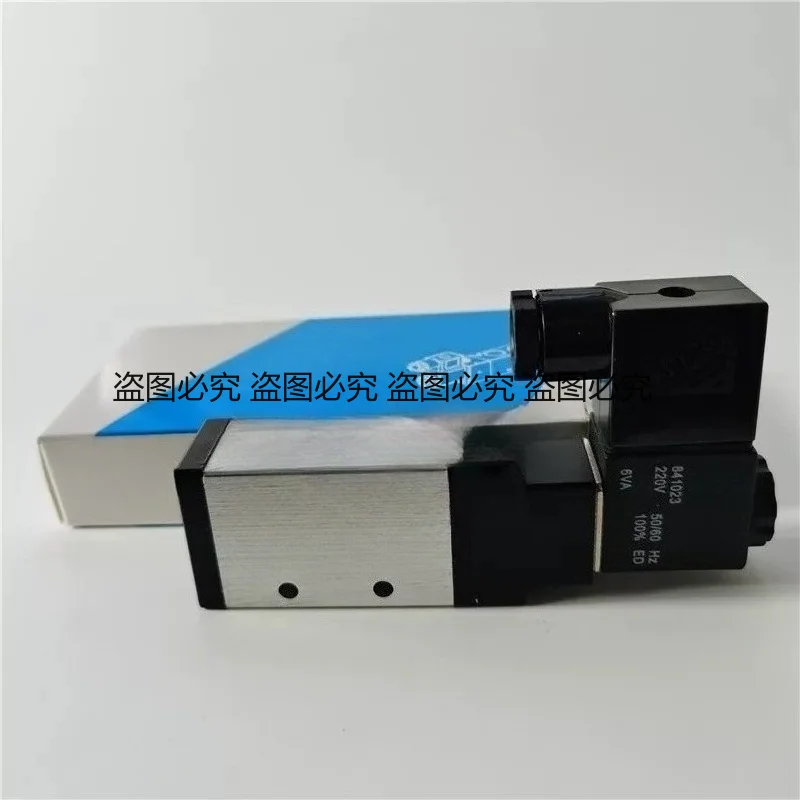 PU 520-02/03/04-S two-position five-way solenoid directional control valve