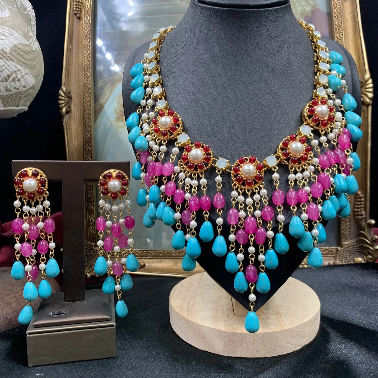 

Qingdao винтажные ювелирные изделия красочные каменные бисерные длинные серьги с кисточками ожерелье в богемном стиле