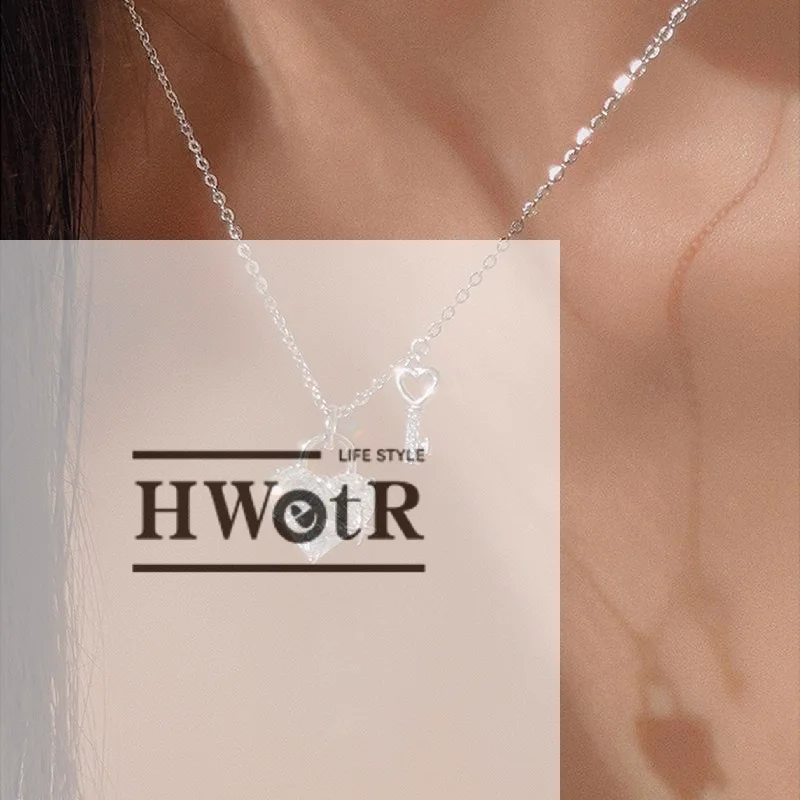 Titanium Steel Heart Lock Key Necklace Inlaid Zircon Pendant Delicate Clavicle Chain Jewelry For Women Daily Party Wear