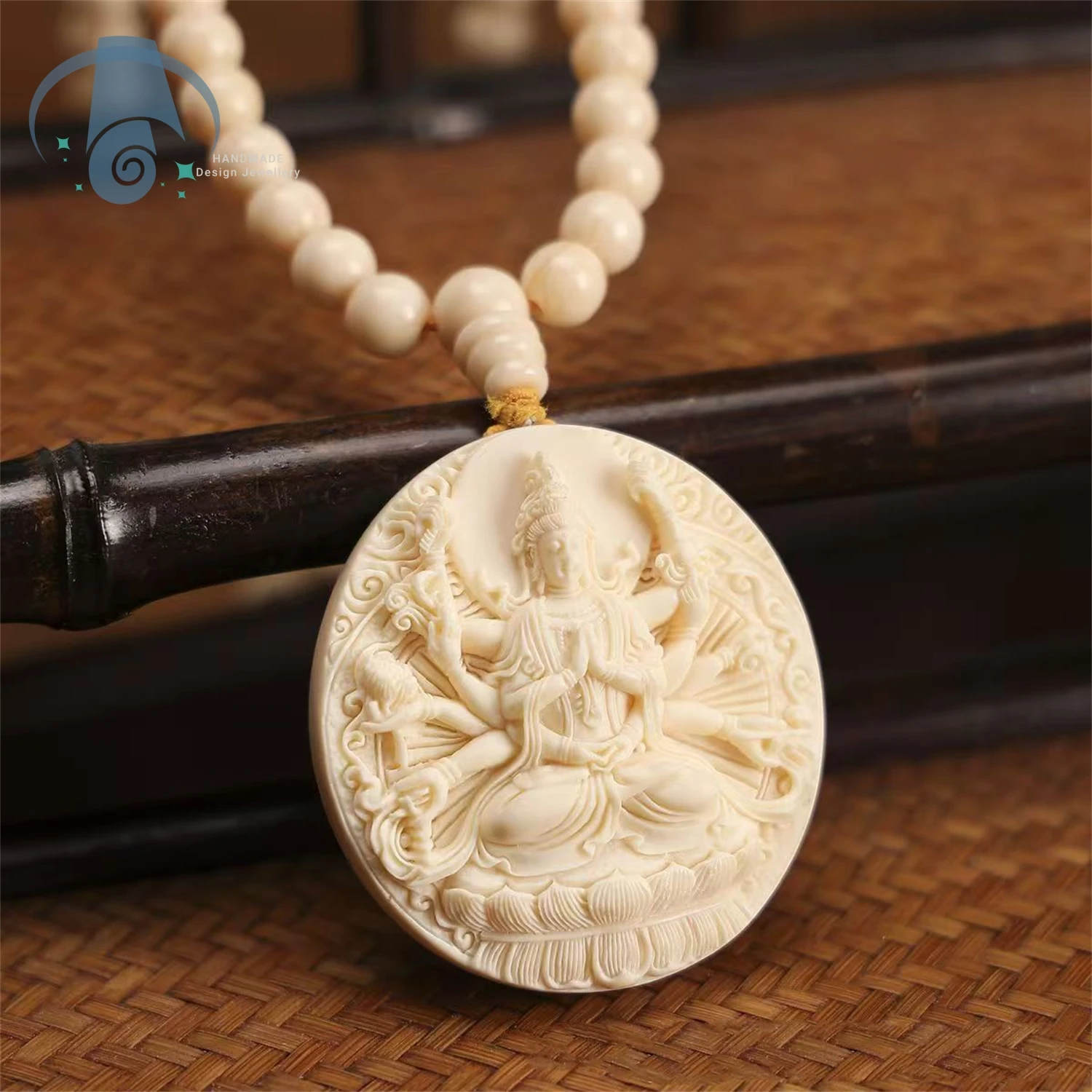 statue-d'avalokiteshvara-en-ivoire-naturel-pendentif-meticulement-fabrique-a-la-main-bijoux-de-protection-spirituelle-pour-hommes-et-femmes