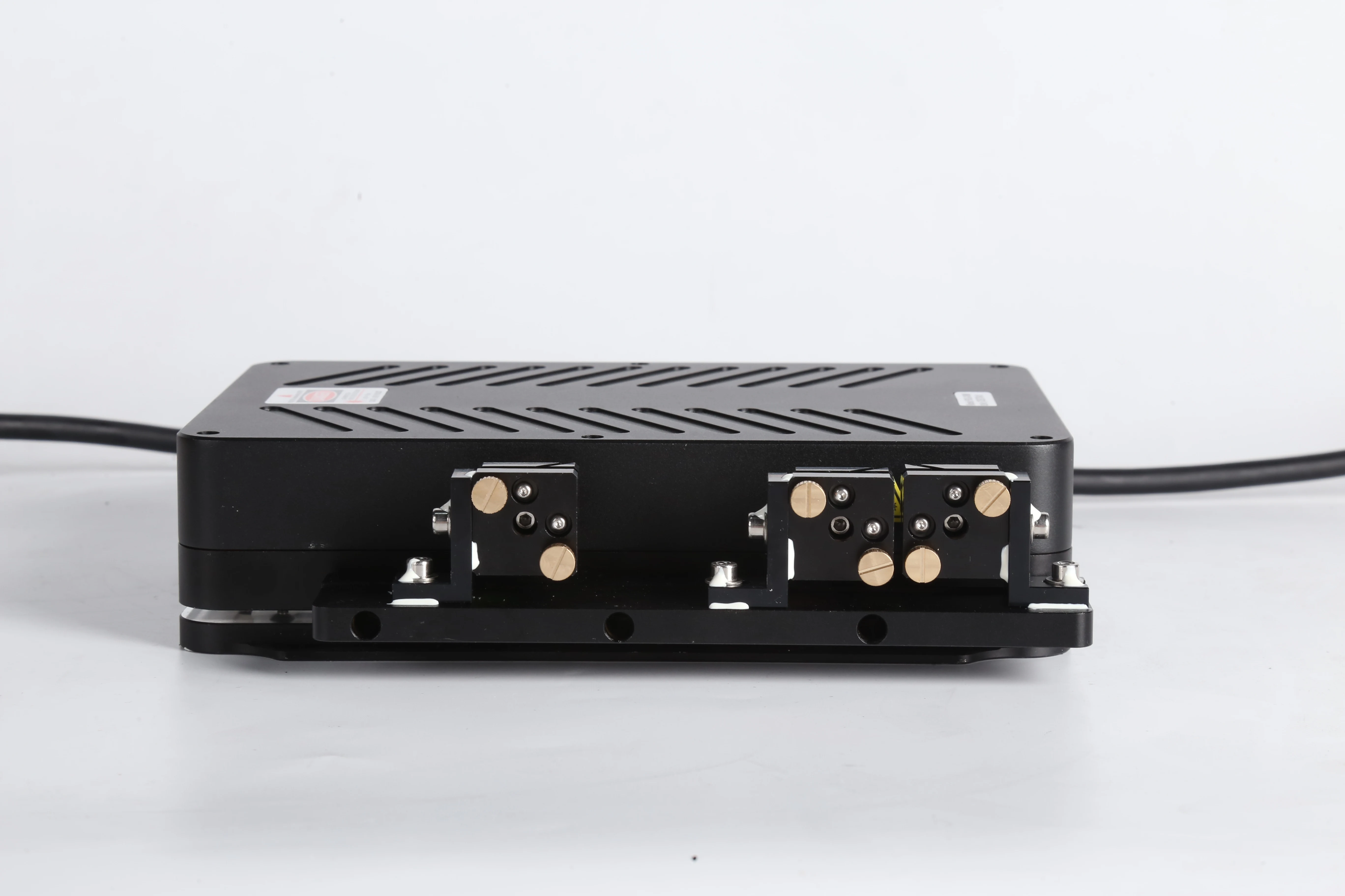 Modul Laser RGB 30W Dirancang Pabrik OPT dengan Kalibrasi Mudah Dudukan 3D R/G/B/ Dichroic