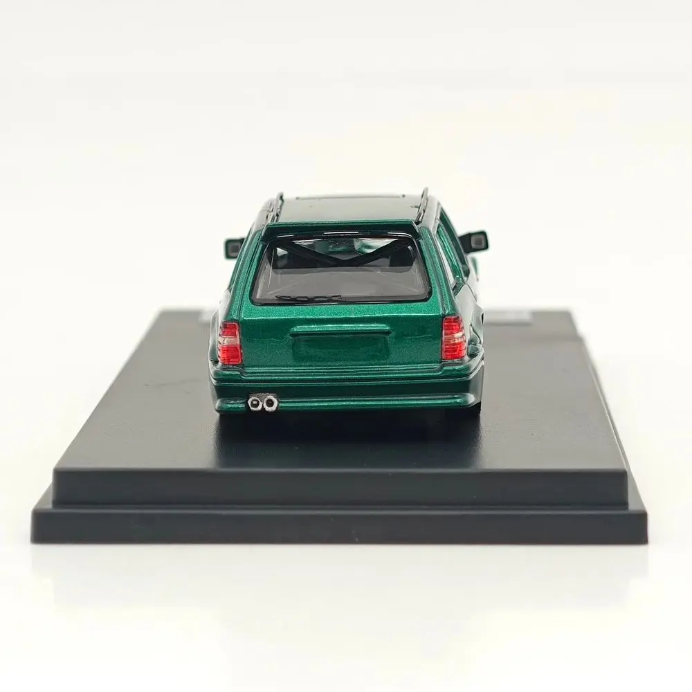 Embalaje del kit de carrocería Estate S124 2.5-16 EVO II para coleccionistas