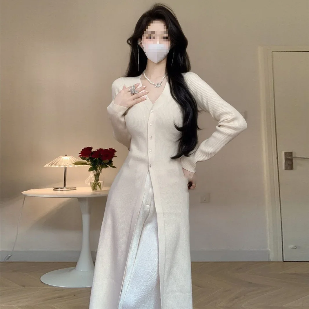 

New Winter Women's Long Knitted Cardigan Sweater Outerwear V-Neck Sleeveless Vest Style Polyester Fiber Autumn Fashion