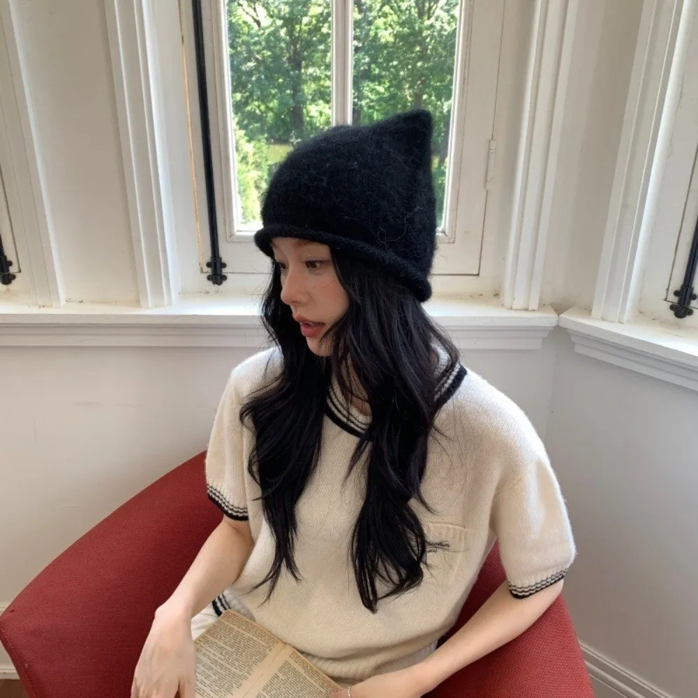 Polyester Fuzzy Knitted Beanie Large Head 56cm to 58cm Pointed Top Hat Solid Color Stretchy Warm Winter Beanie Outdoor Use