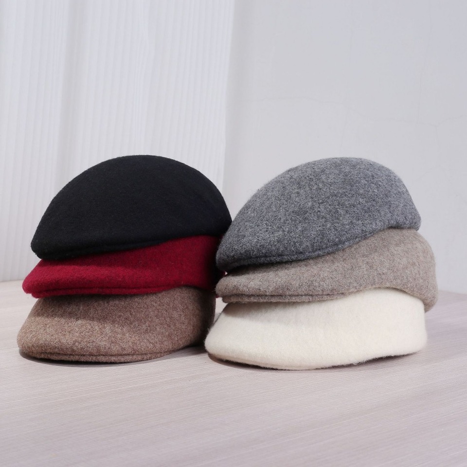  Retro Forward Cap Women's Fashion Trendy Beanie Fall/Winter Artsy Face-Slimming Wool Flannel Painter Hat 