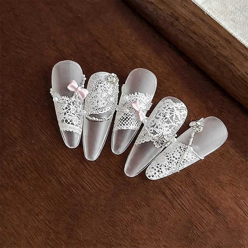 1 Stück französische Spitze, Blumen-Schmetterling-Nagelkunst-Stempelplatte, hohles Netzdruck-Design, Edelstahl-Nagelschablone, DIY-Geometrie-Maniküre – Detail 4