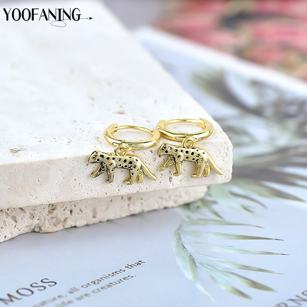 925 Sterling Silver Ear Needle Exquisite Luxury Hoop Earrings Unique Leopard Pendant Animal Design Women\'s Earrings Jewelry Gift