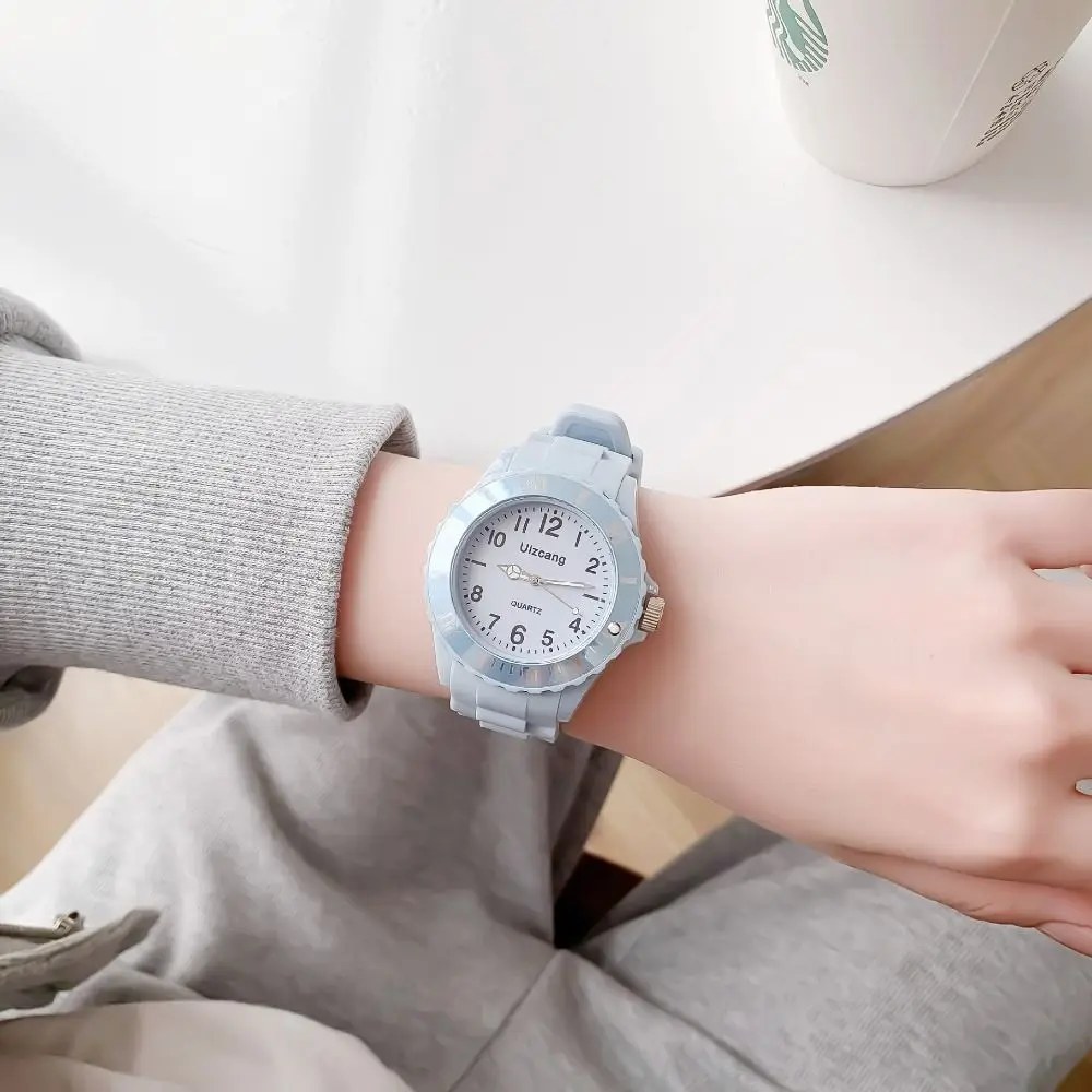 하이 퀄리티 실리콘 시계 밴드 손목시계, 만화 라운드 쿼츠 시계, 귀여운 캐주얼 손목시계