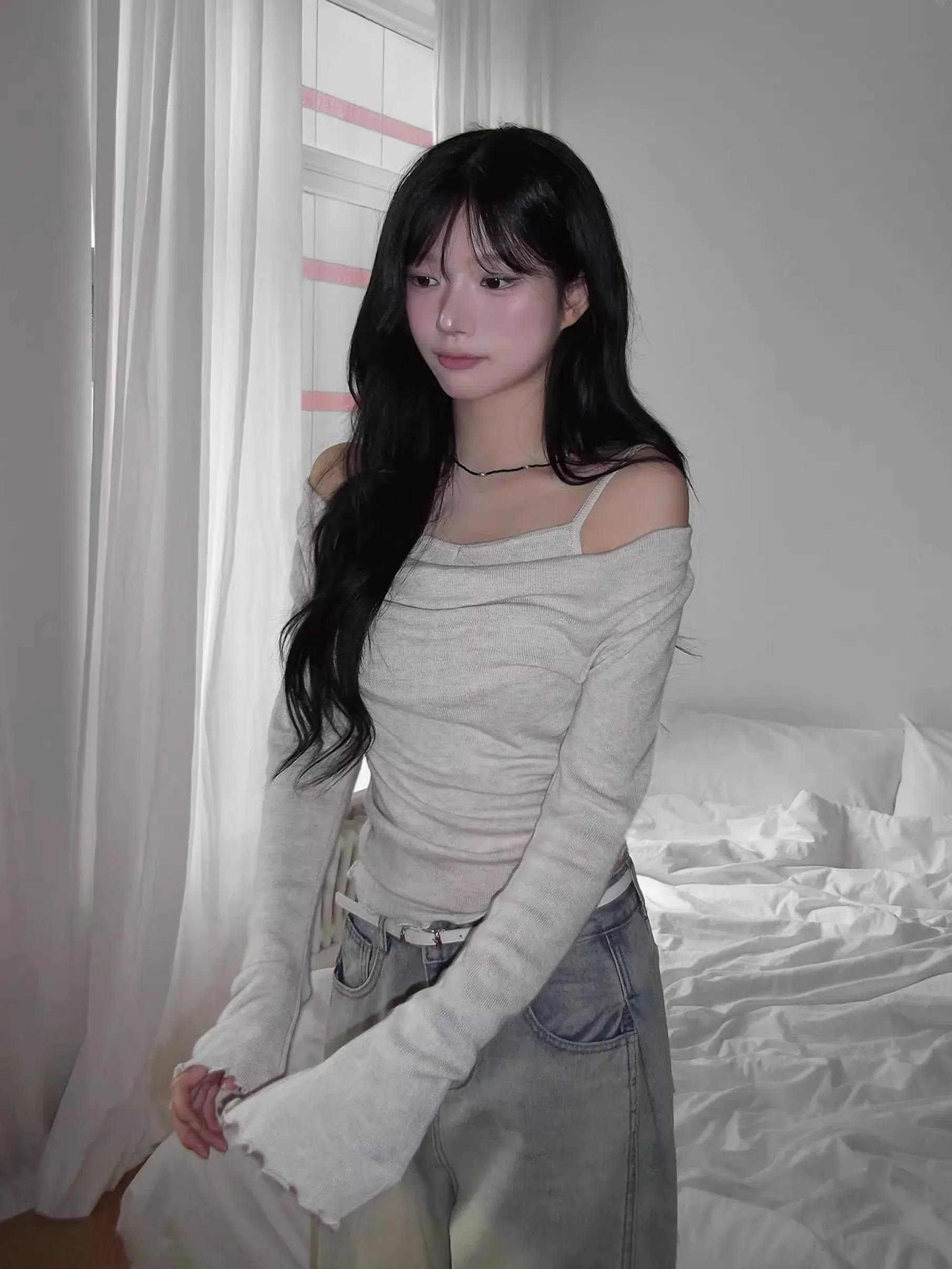 Elegant Shoulder Bared Long Sleeve T Shirt Women's Beautiful Unique Base Shirt Top Gentle Style Universal Fit Slimming Youthf...