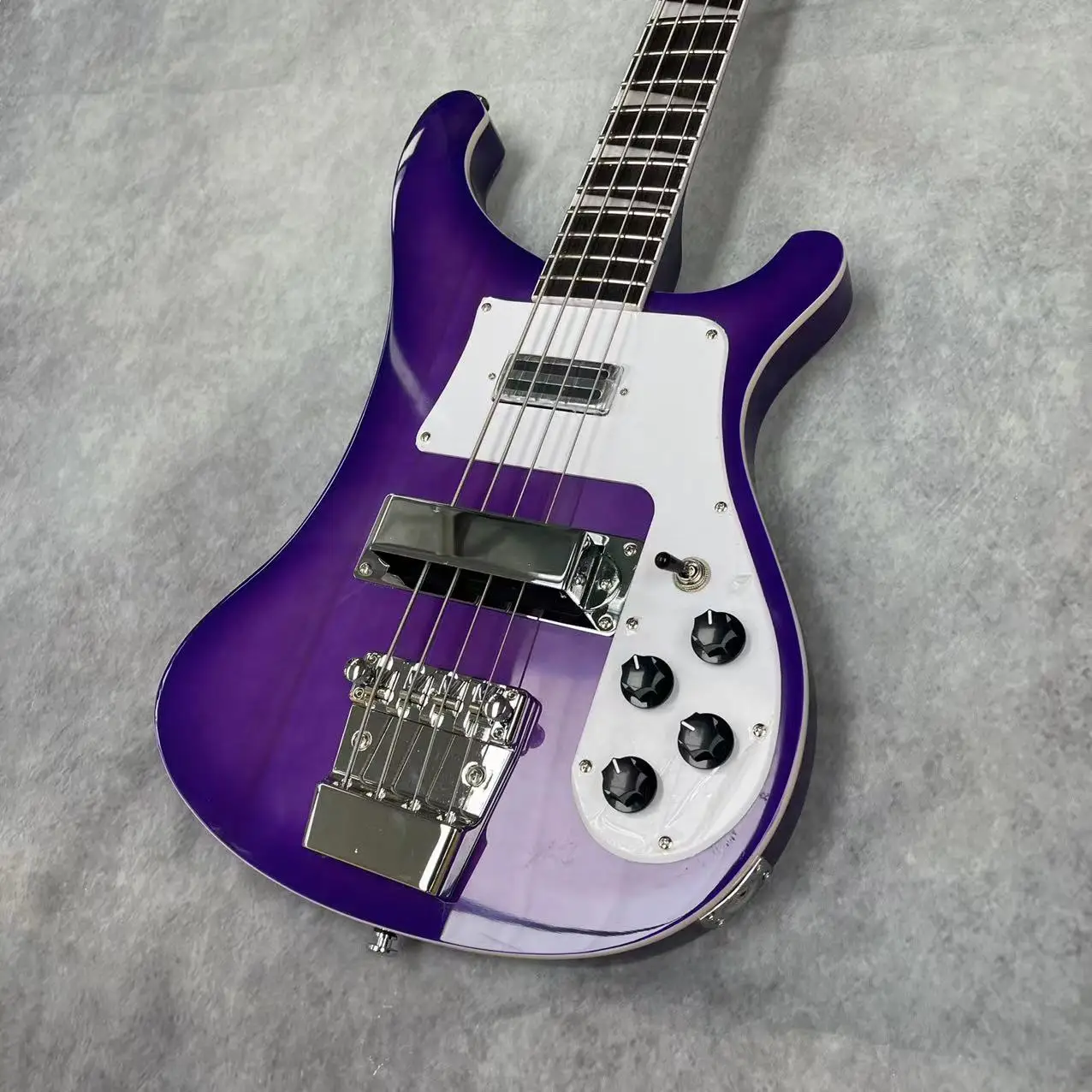 Rickenback electric bass, 4-string integrated electric bass, transparent purple body basswood, maple track, physical shooting, s