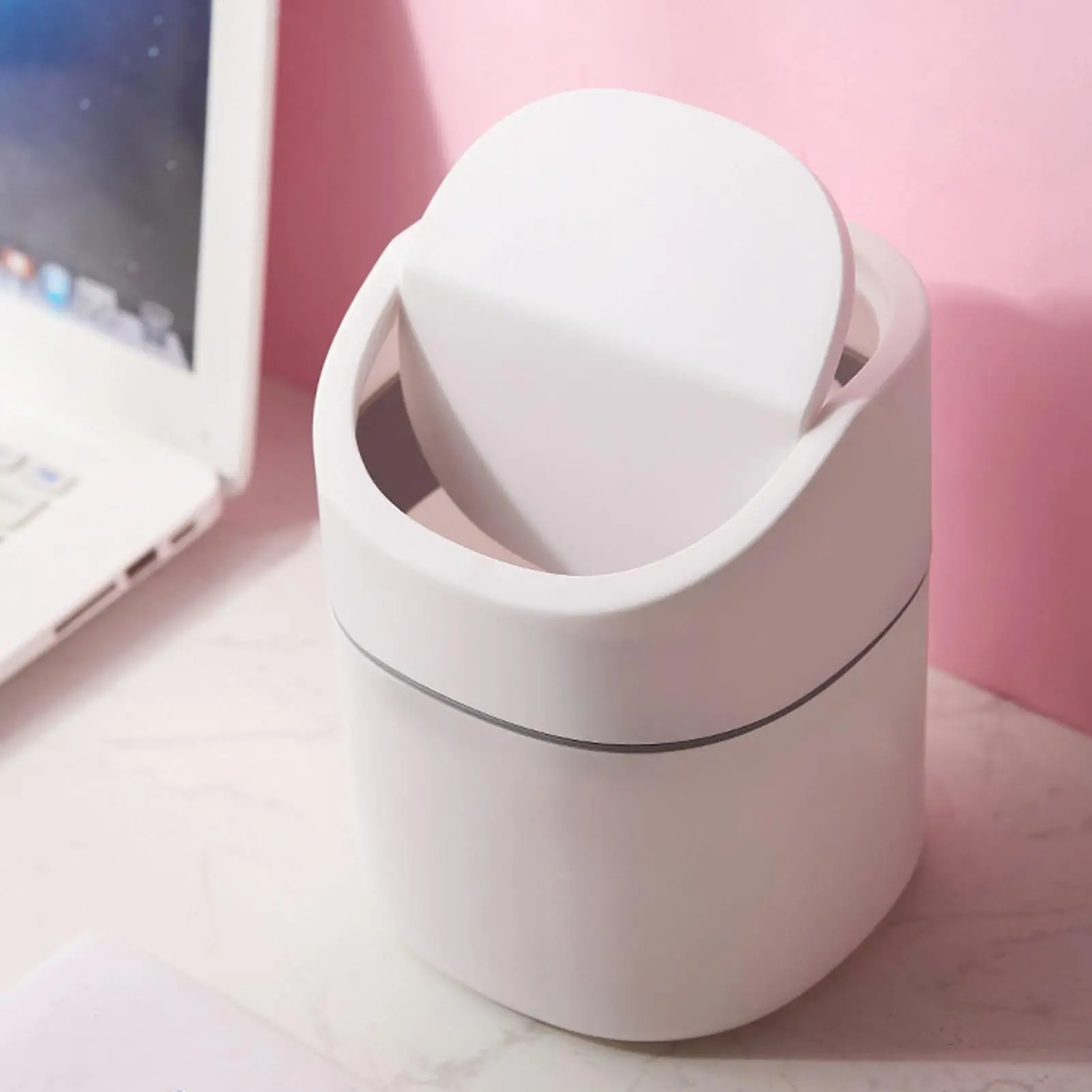 2L Mini Desktop Trash Can with Flip Cover – Odor-Reducing Debris Collector, Ideal for Home & Office