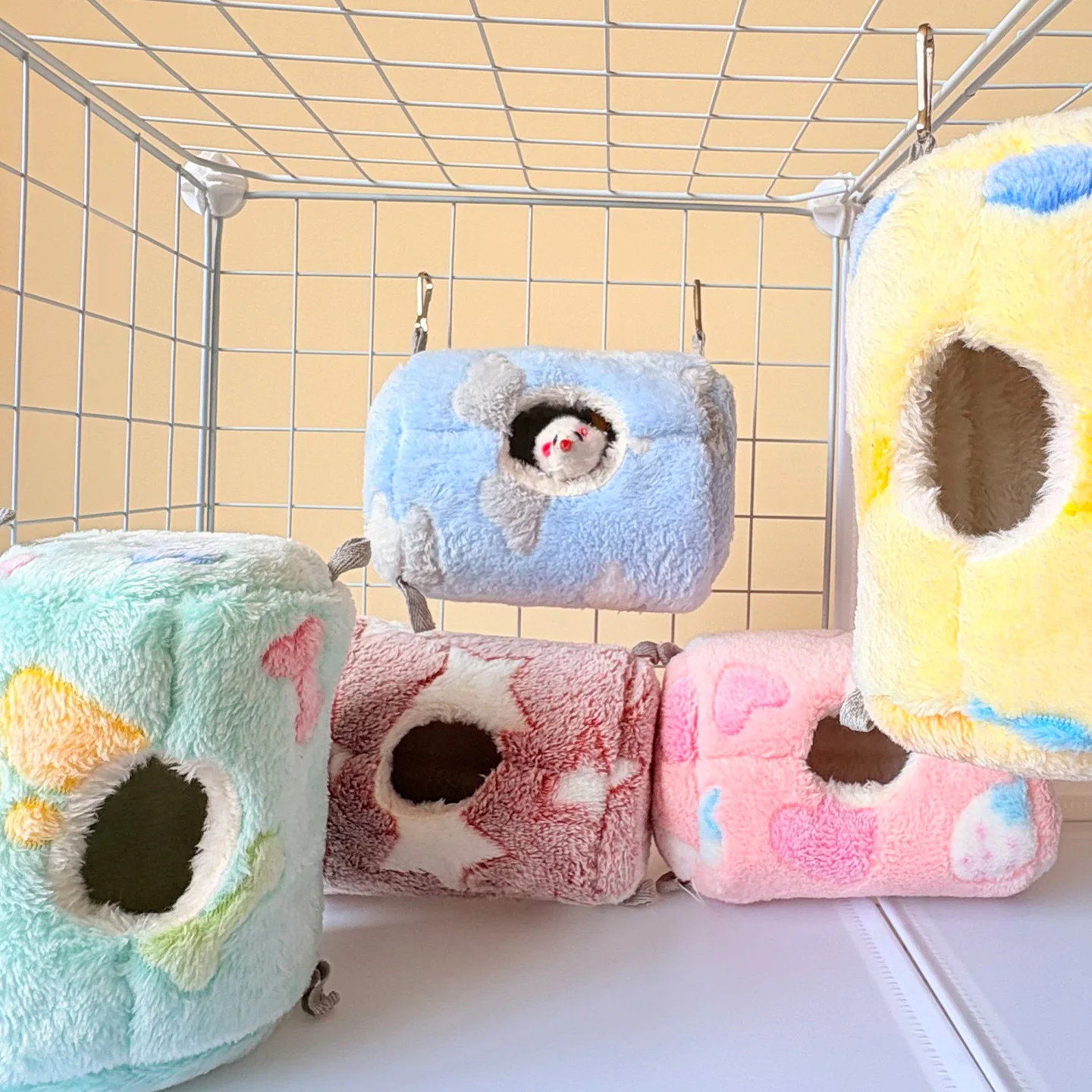 Small pet hanging bucket hanging nest hamster nest bird nest rabbit Dutch pig guinea pig warm cotton nest