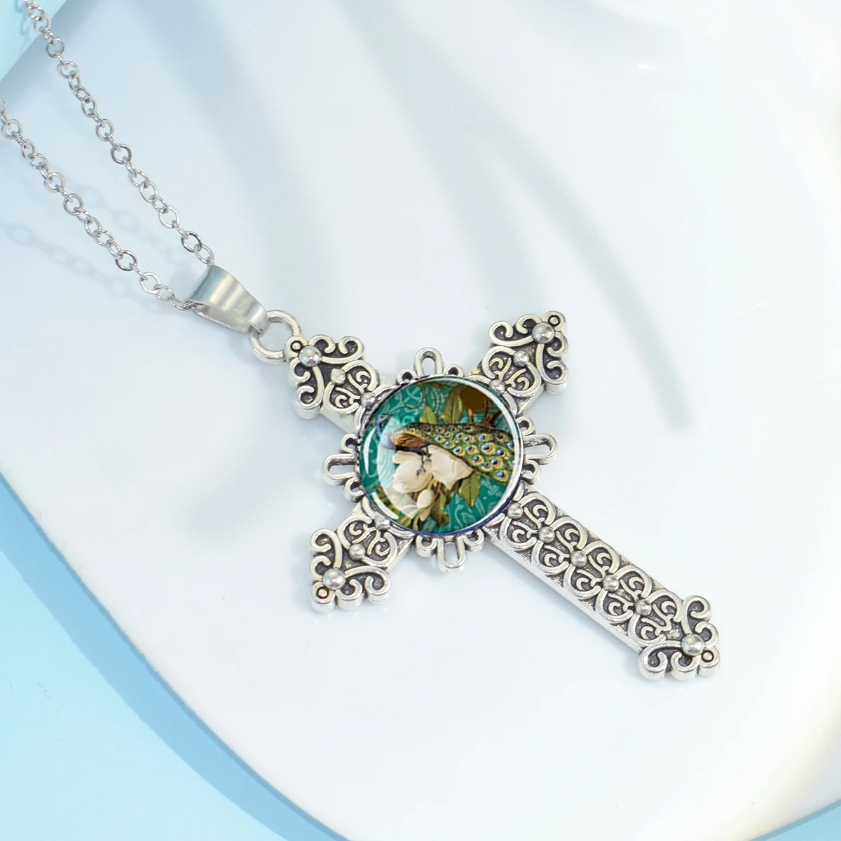 1PC Peacock Animal Pattern Open Screen Feather Glass Cabochon Necklace Cross Pendant Jewelry Necklace Fashion Gift