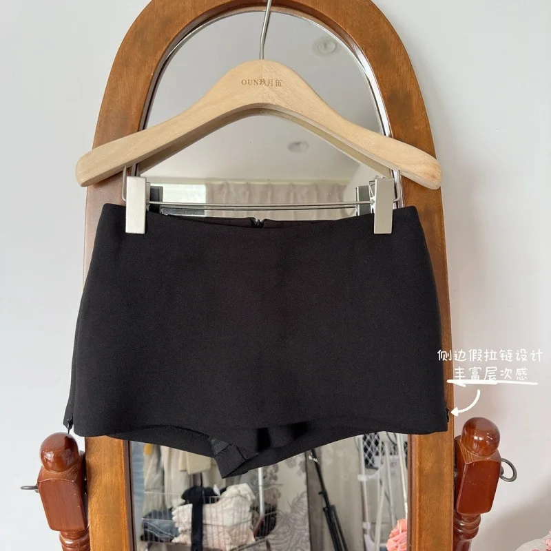 2025 Spring and Autumn New Small Anti-light A-word Skirt Versatile Hip-wrapped Shorts Skirt Temperament Suit Skirt Women