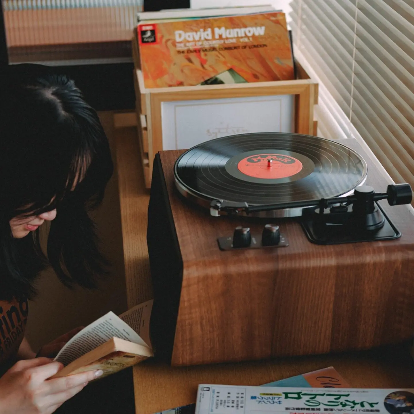 Seytallin PARON PRO Turntable/phonograph [In The Name Of Beauty] - Yao Chen's Model