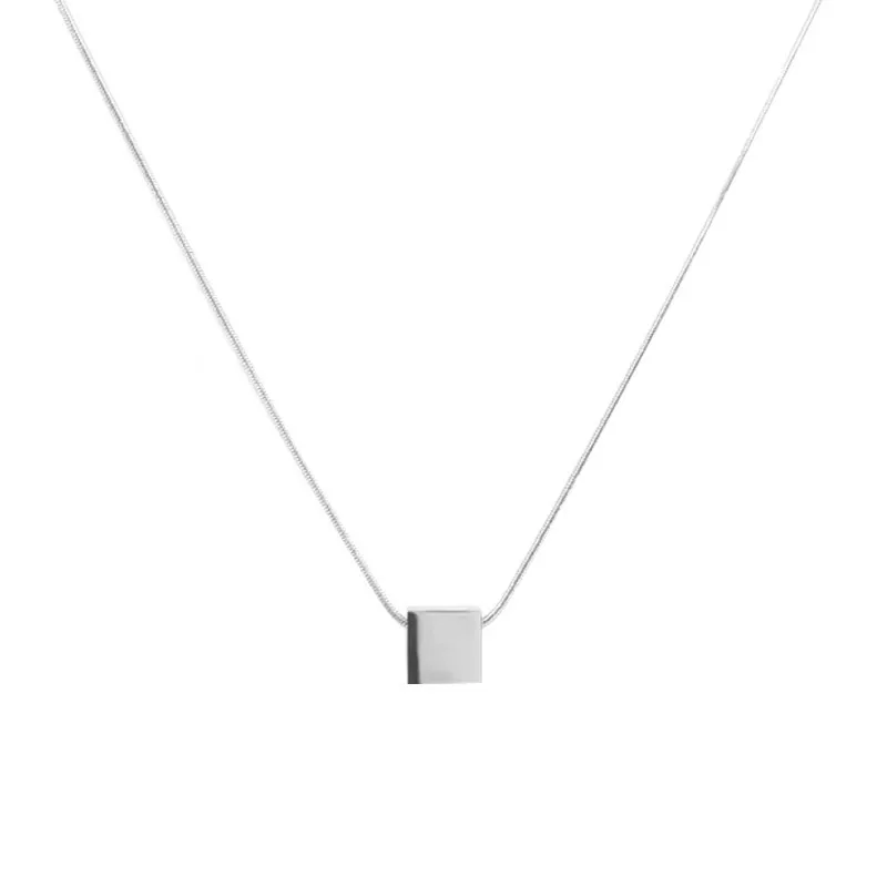 Cube Pendant Necklace Titanium Steel Niche Design Sense Versatile Fashion Clavicle Chain Accessories for Daily Wear Jewelry