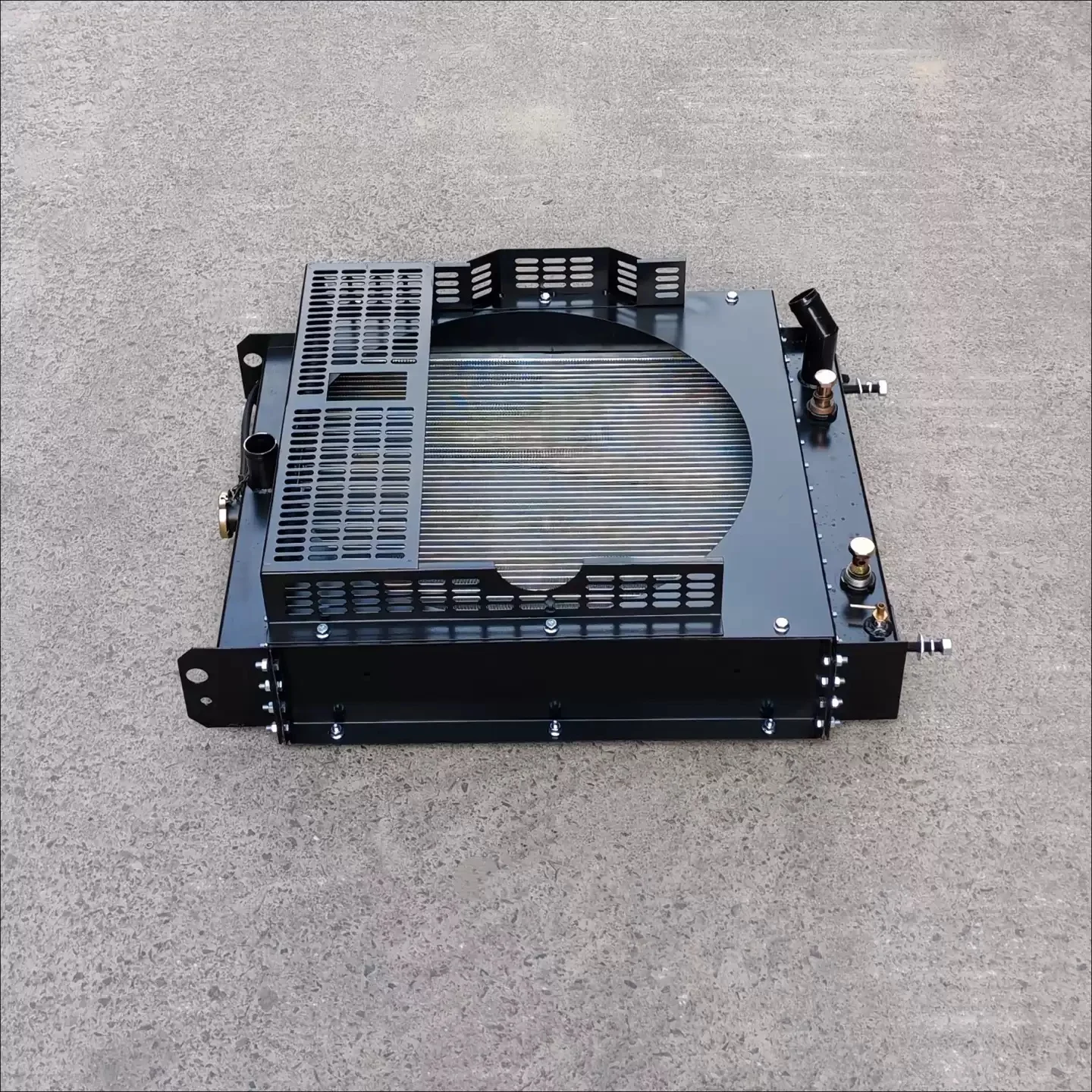 Radiator for ZH4105ZD ZH4105ZP ZH4105ZC weifang diesel engine parts 50kw diesel generator spare parts for sale