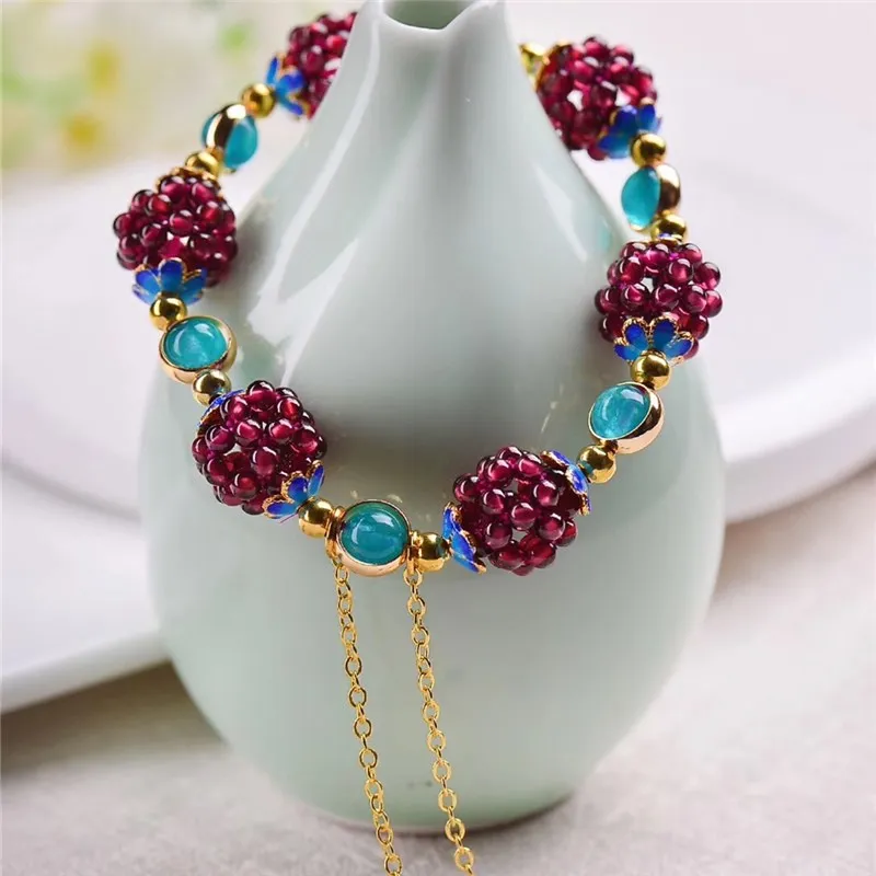 Ethnic Cute Natural Garnet Strand Bracelets Multicolor Hand-Knitted Pomegranate Crystal Charming Bracelet Fine Jewelry For Women