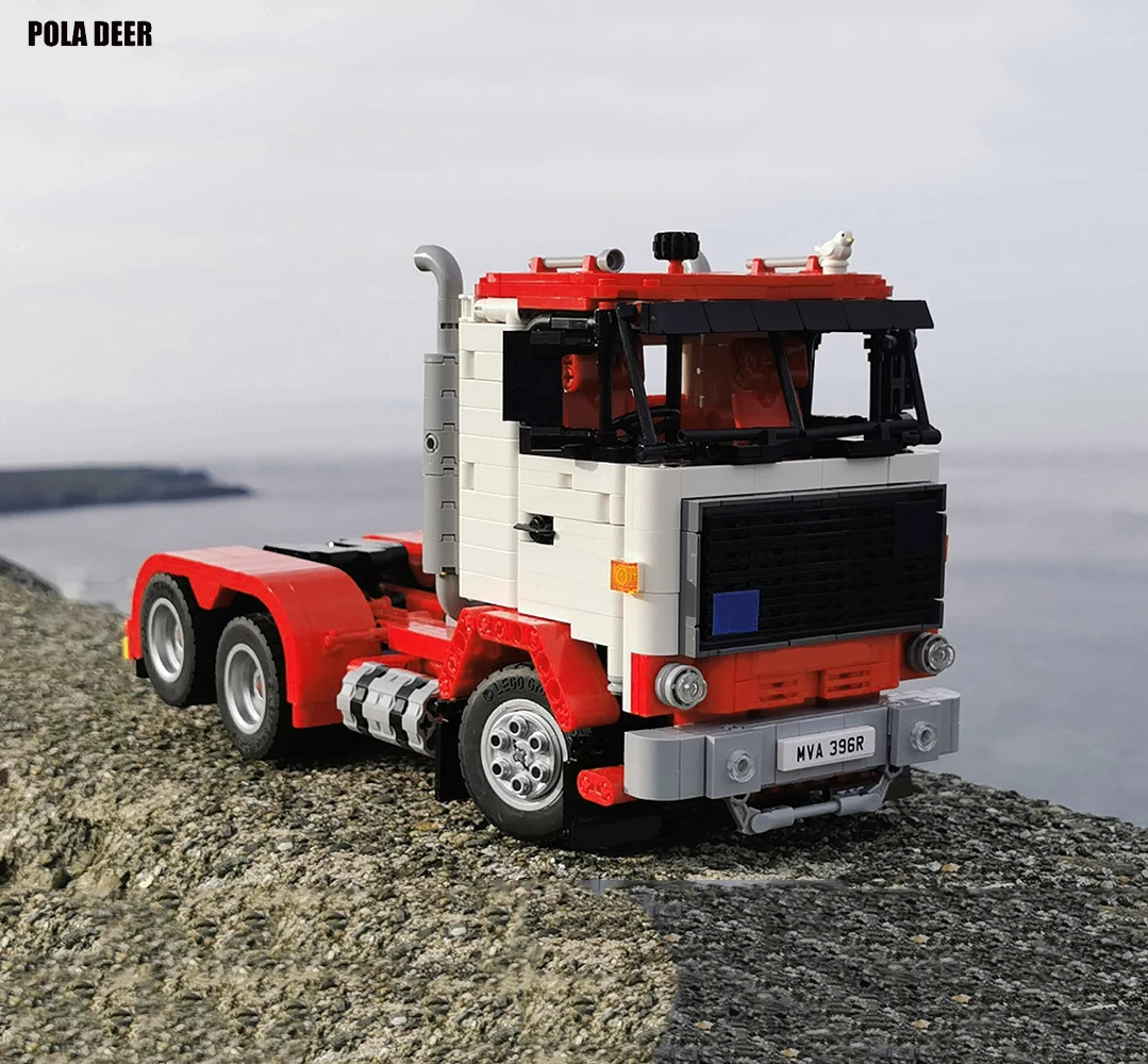 Poladeer 950 Pezzi F89 Trasporto Semi-rimorchio Camion Testa Creativo Assemblaggio Personalizzato Building Blocks Puzzle Modello Ragazzo Giocattolo Regalo