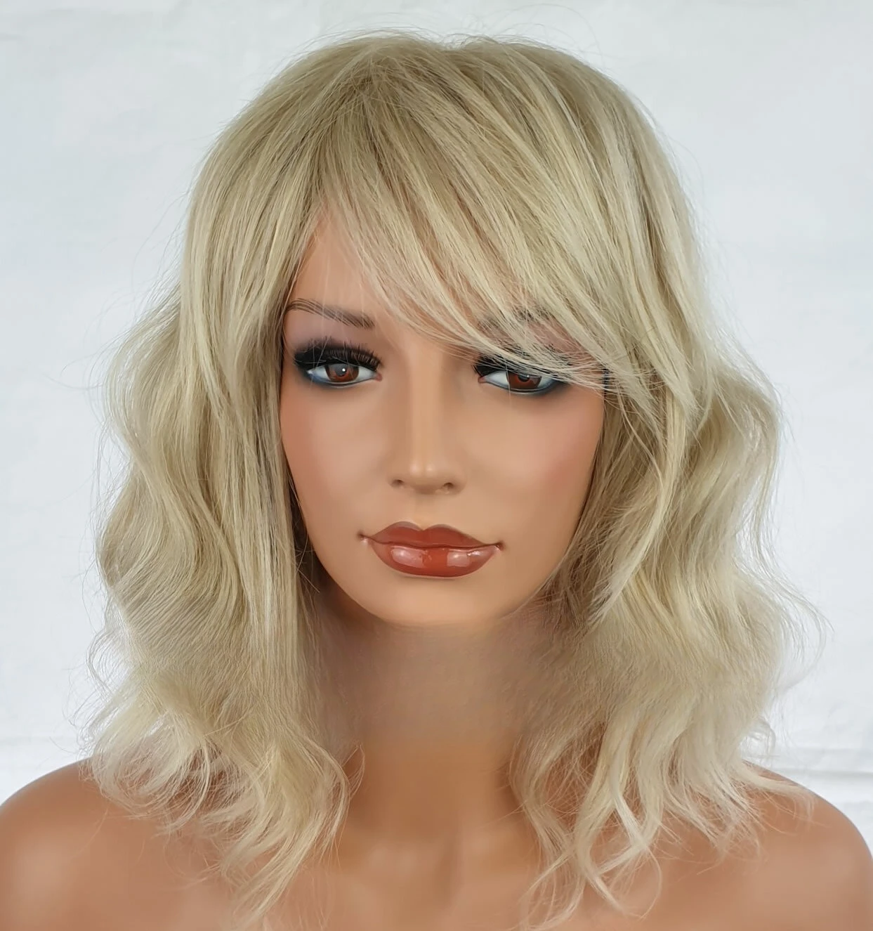 

Perruque Ondulée Mi-Longue Blonde Claire Pour Femmes Style Bob Vendeur UK