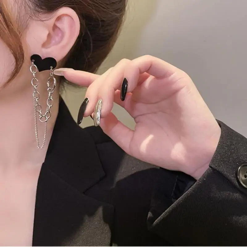 925 Silver Needle Trendy Black Peach Heart Earrings Long Chain Earrings Personality Sweet Cool Wind Earrings Women's Jewelry