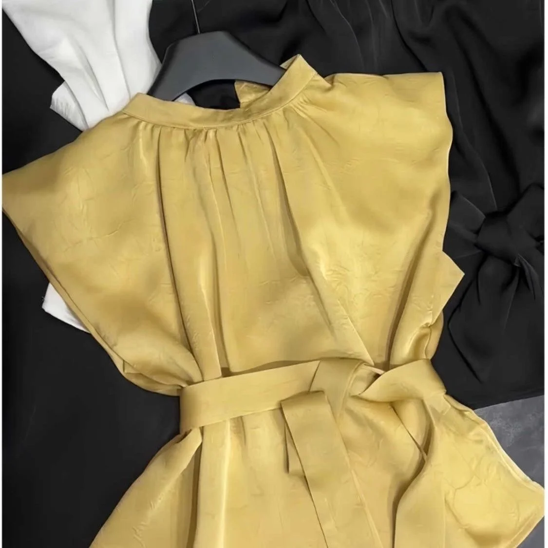 

Ele Chiffon irt Women's Sle Summer High Sensation Belt Design Top Casual Wind round Ne Svel Pure Color