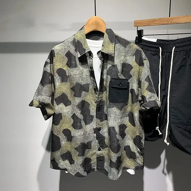 LIBIELIY Fashion Lapel Spliced Pockets Printed Casual Shirts Men Clothing 2025 Summer New Loose Short Sleeve All-match Tops Kore