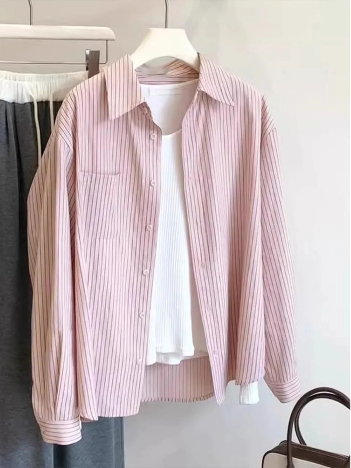 

Pink Striped Shirt Women's Korean Style Commute Loose Fit Long Sleeve Collar Button down Inner Wear Layering Top Coat