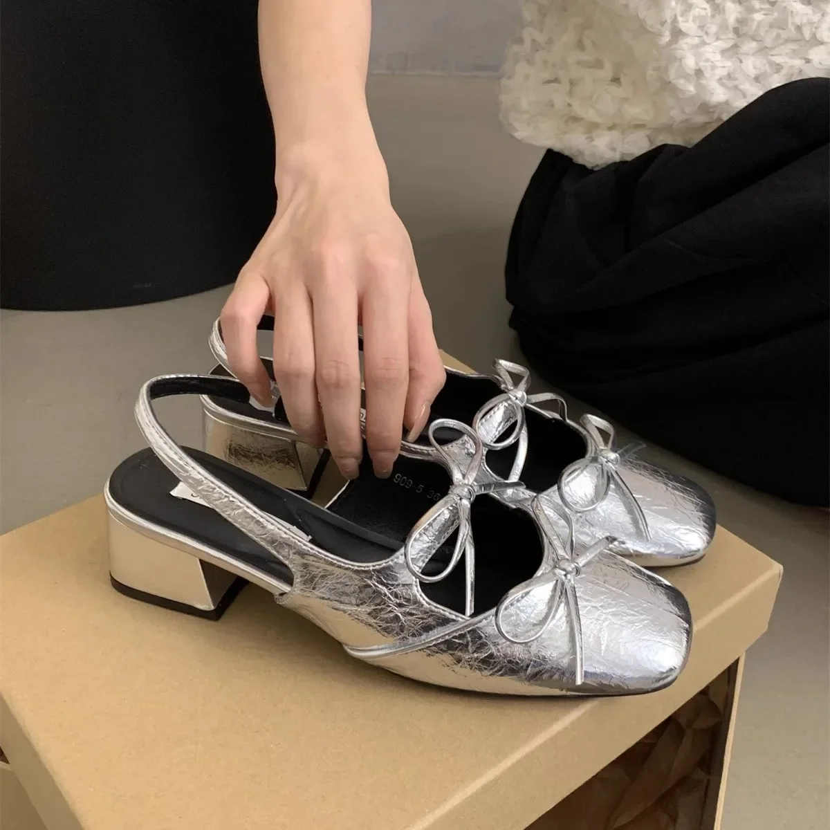 Medium Heeled Mary Jane Sandals New Designer Women Shoes Fashion Double Bowknot Thick Heeled Ballet Shoes Ladies Soft Shoes