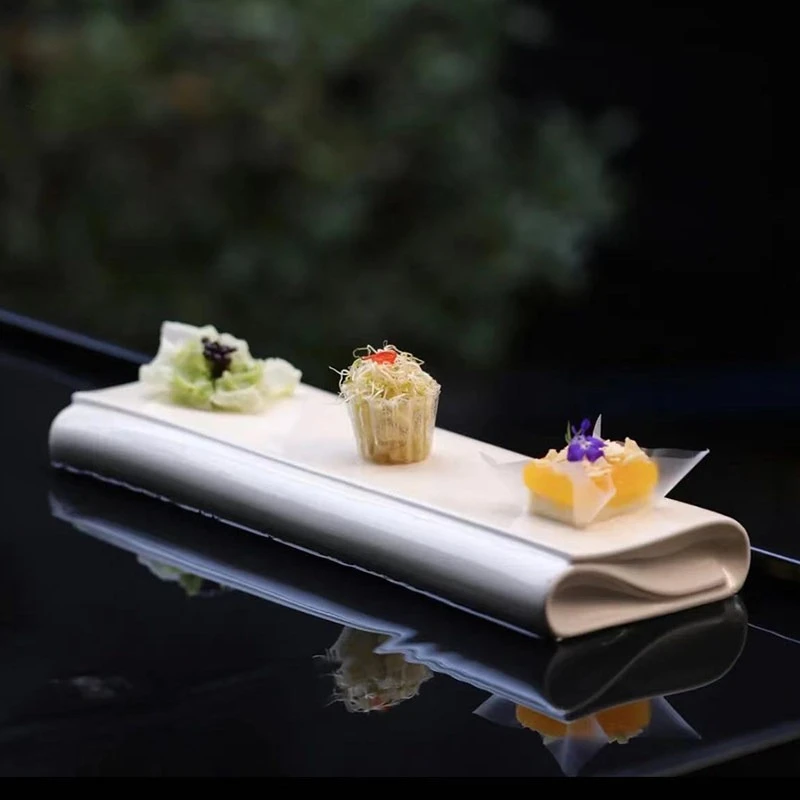 Solid Color Ceramic Folding Long Plate Restaurant Sushi Plate Dessert Plate Snack Plates Molecular Cuisine Specialty Tableware