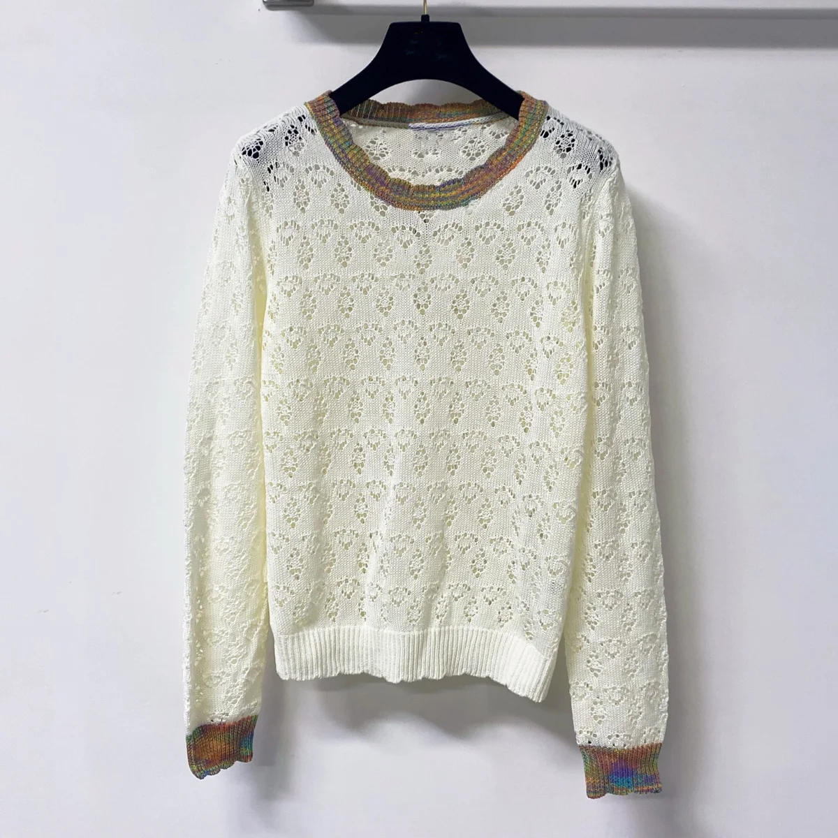 High Quality Women Round Neck Color Contrast Cuff Hollow Knit Long Sleeve Short Top lyt2672348