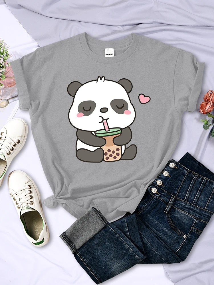 

Kawaii Panda And Its Favorite Bubble Tea Women Tshirt Casual Fashion T Shirts Tee Clothing Harajuku Comfortable Women'S T Shirt