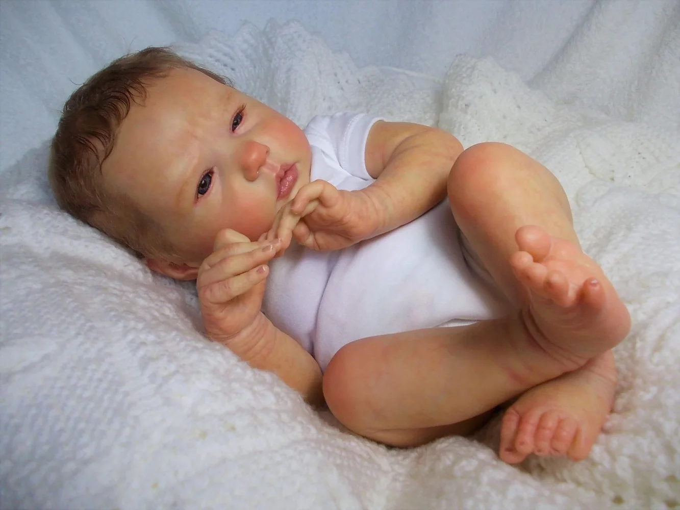 

Finished Doll 49CM Bebe Reborn Dolls Ellie-Sue Hand Paint Doll with Genesis 3D Painting Skin Multiple Layers with Visible Venis