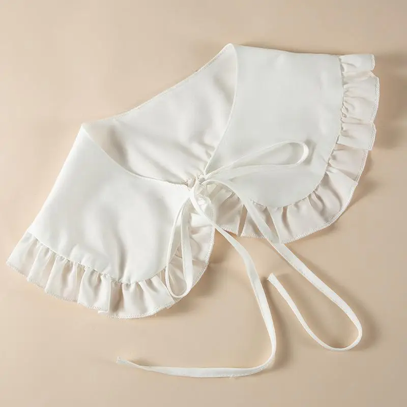 Weißer Schal für Puppen, falscher Kragen für Damen und Mädchen, mit Rüschenbesatz, abnehmbarer Halbhemdkragen, Bluse mit Schnürband. – Detail 1