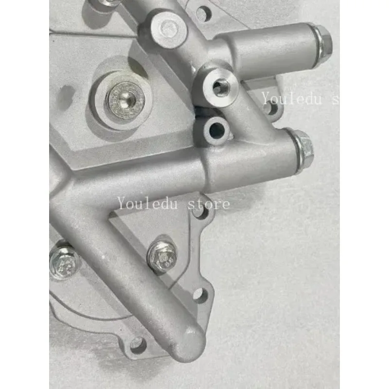 

Suitable for 40K TD27 QD32 QD80 Forklift Oil Radiator Cooler 21305-7T40A