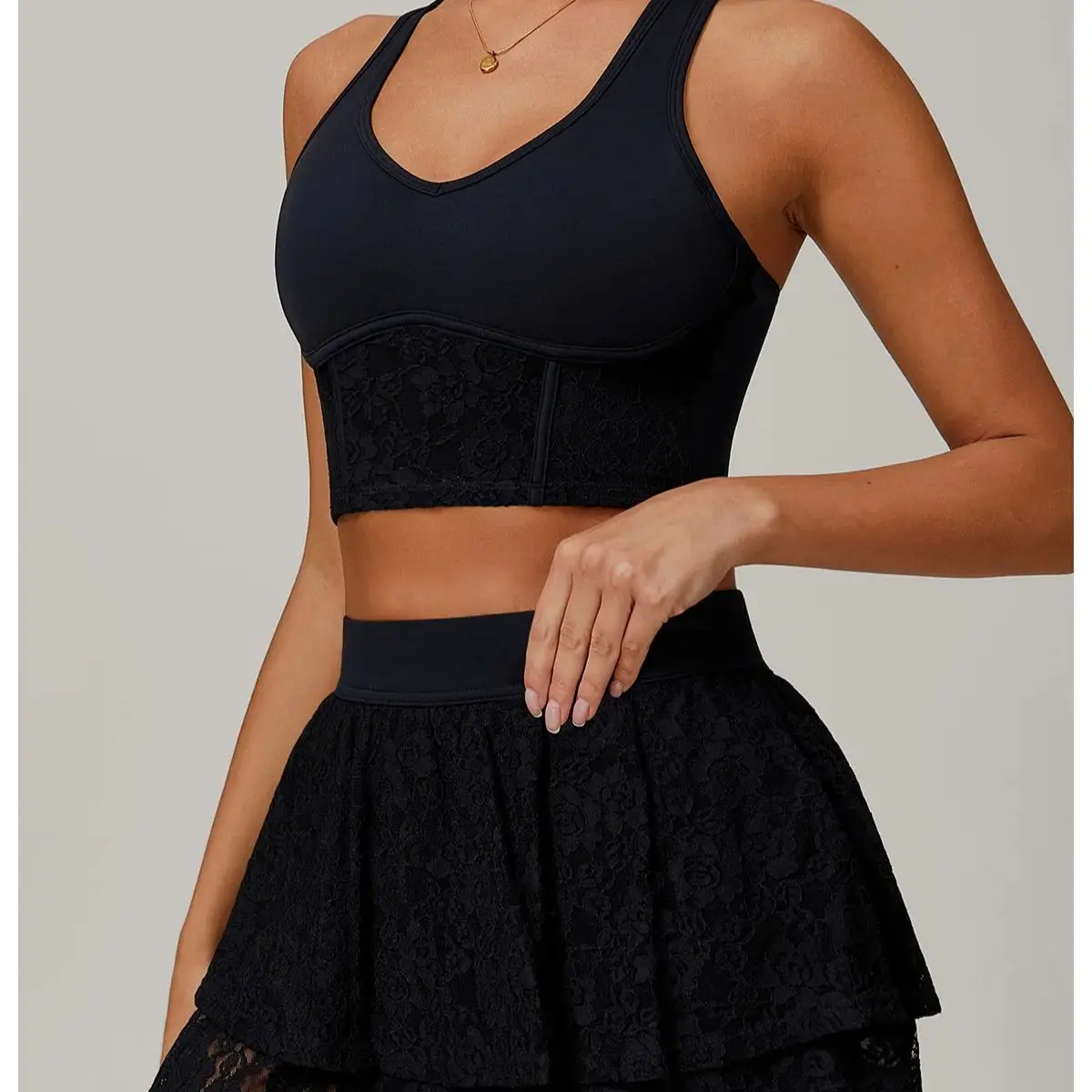 

Lace Nude Yoga Set 2PCS Women's Sport Vest Tops High Waist Pleate Skirt Build in Shorts Fitness Suit Running Golf Badminton Sets
