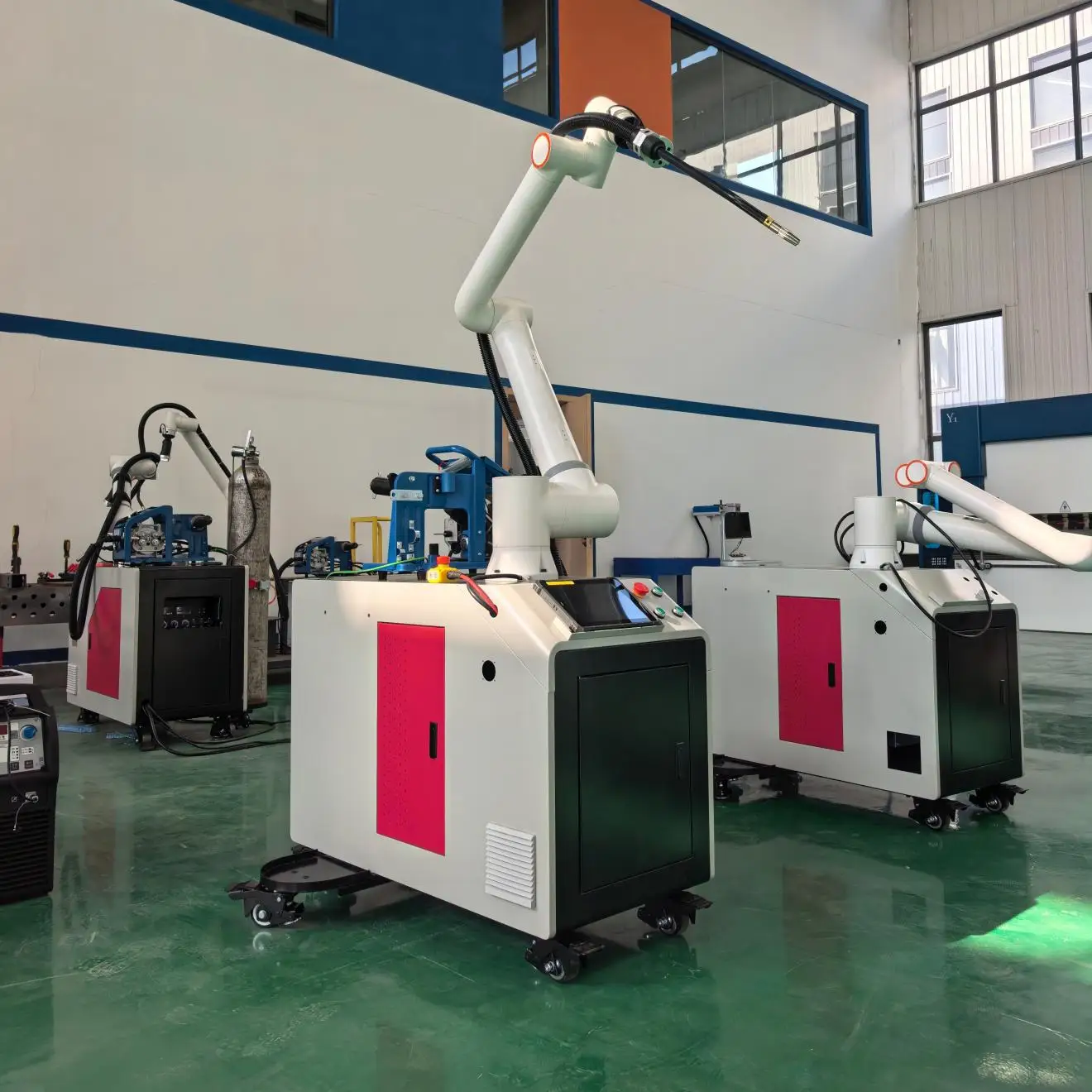 High-precision 6 Axis HUAXIA Collaborative Robot Welding System 350A/500A 0.05mm Accuracy No-programming Required Cobot Welder