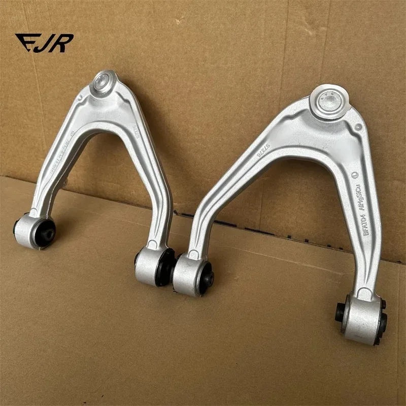 Suitable for Maserati Ghibli Quattroporte Front upper suspension swing arm Upper swing arm assembly left and right 670004185