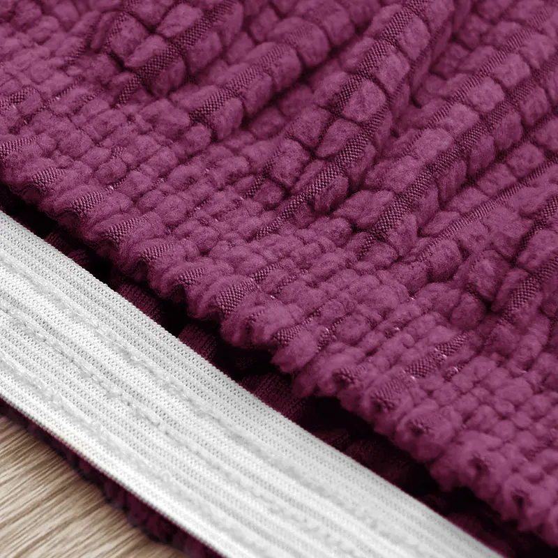 Рисунок 3 - Чехол на диван, эластичный мягкий