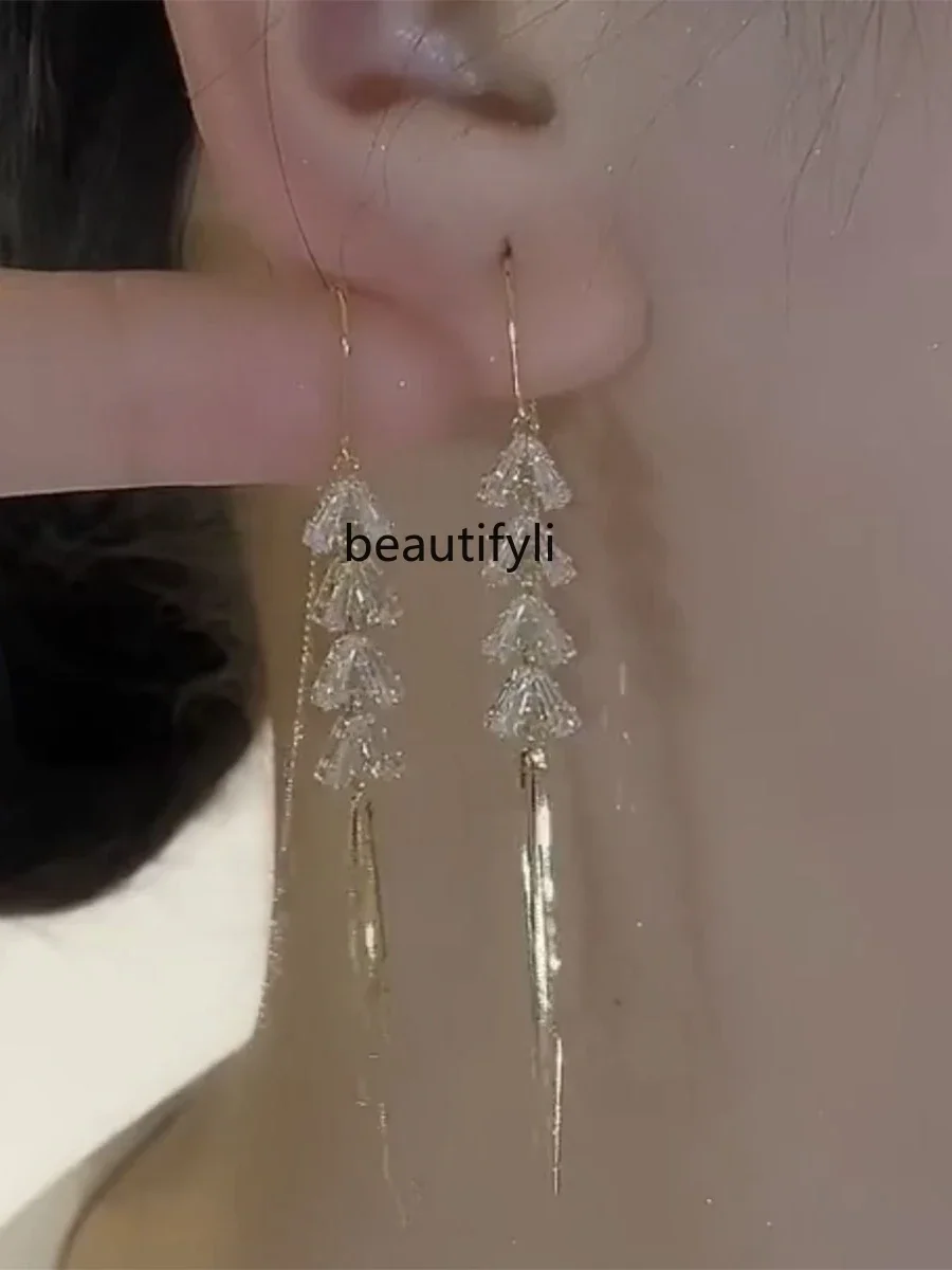 Light luxury earrings new trendy wheat ears fringed sterling silver earrings long leaf crystal earrings