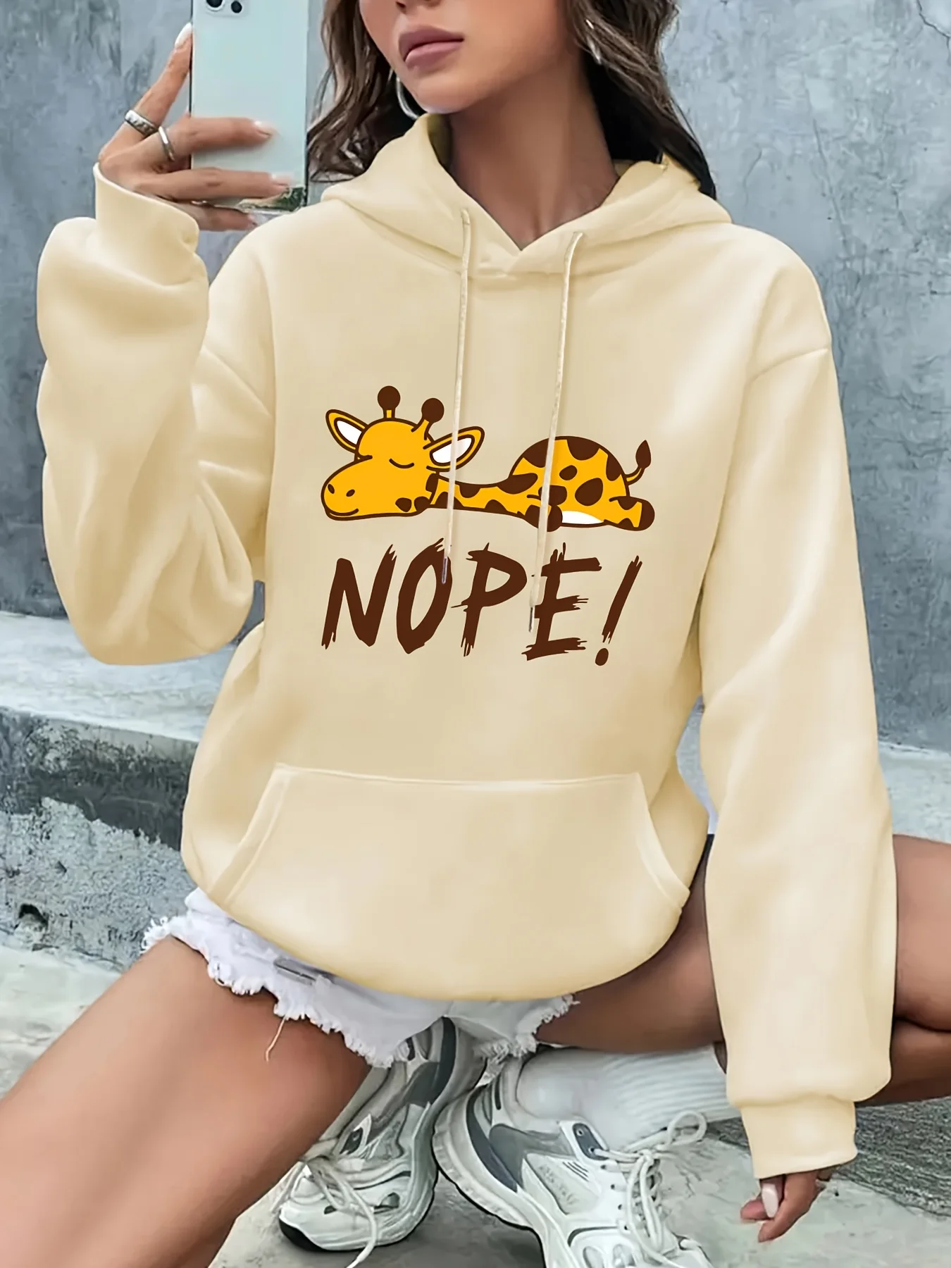 

Women's Cartoon Giraffe Graphic Hoodies Fashion Creative Animal Pattern Long Sleeve Pullover Autumn Winter Loose Casual Clothing