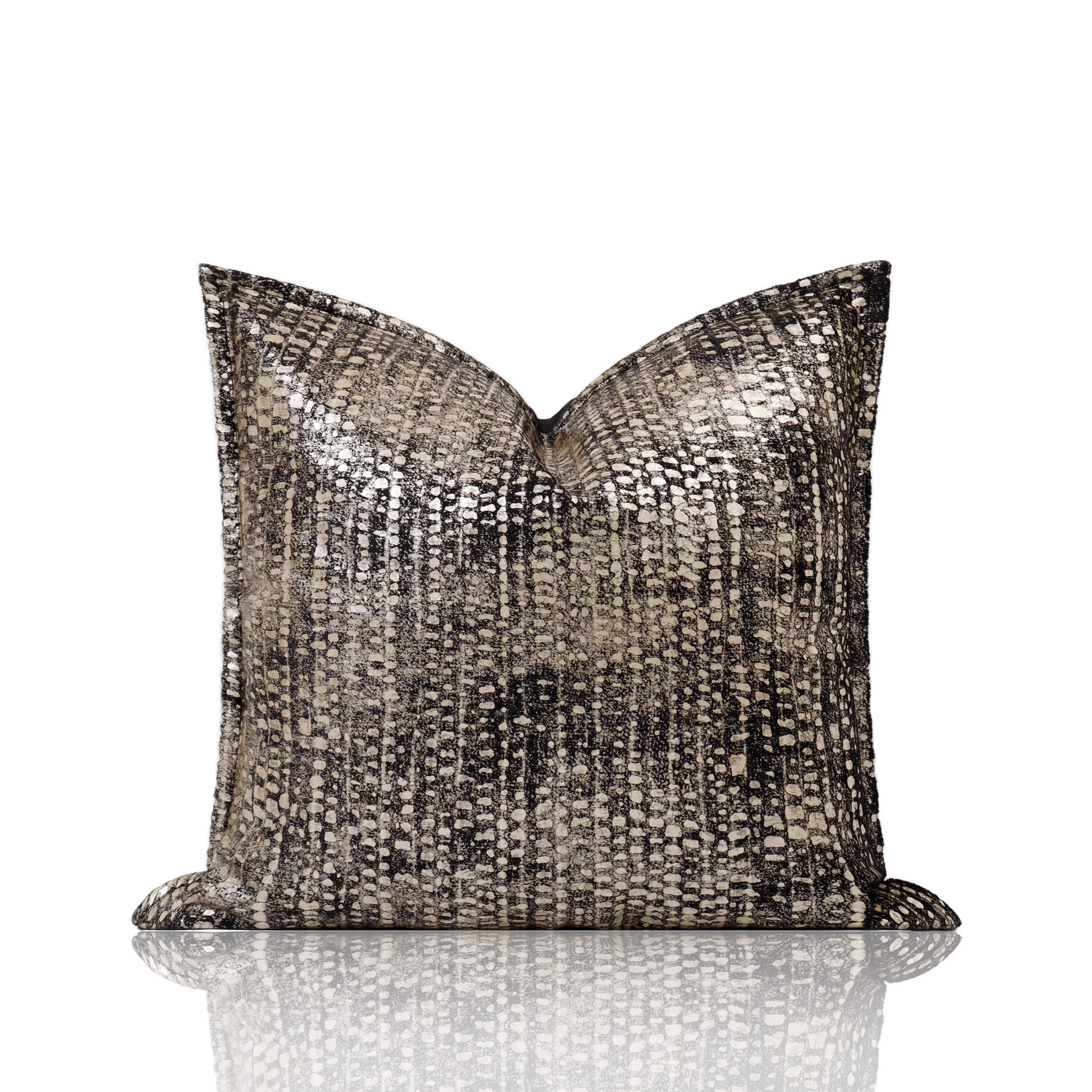 Luxury Black and Gold Stripe Texture Villa Living Room Sofa Pillow Gold-Plated Luxury Sample Room Accent Cushion
