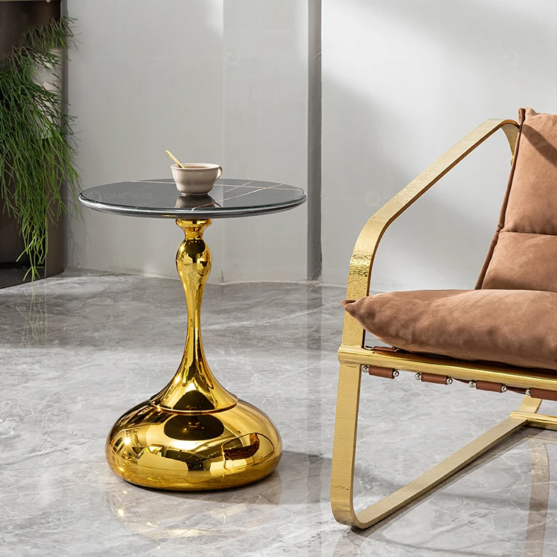 Modern Creative Design Gold Base Living Room Sofa Side Table Luxury Round Beauty Salon Small Coffee Table For Sale